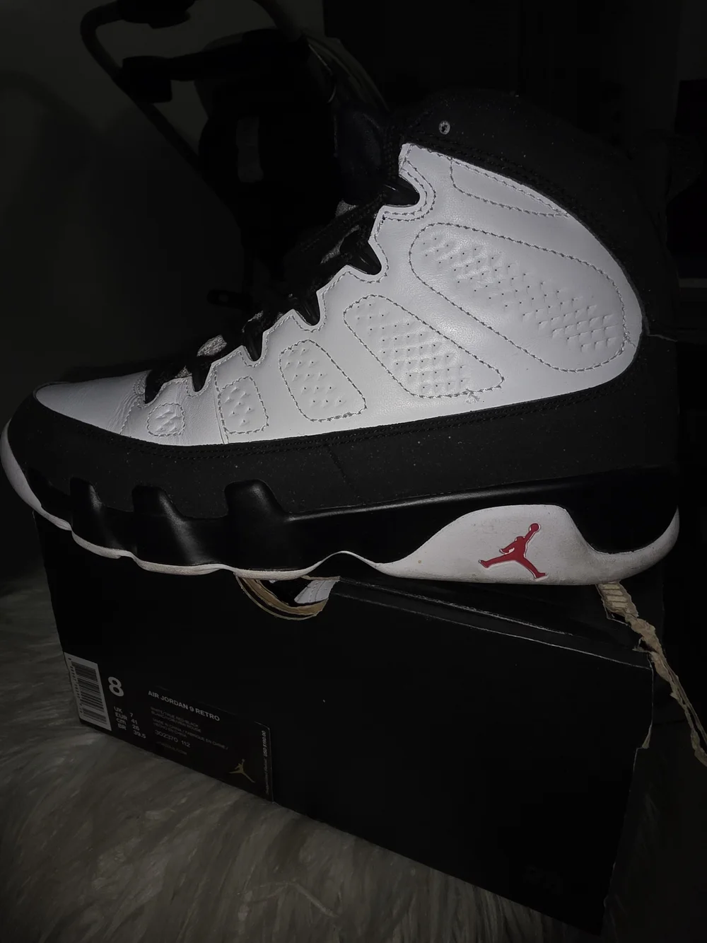 Jordan Retro 9 White/Black with Red Jumpman